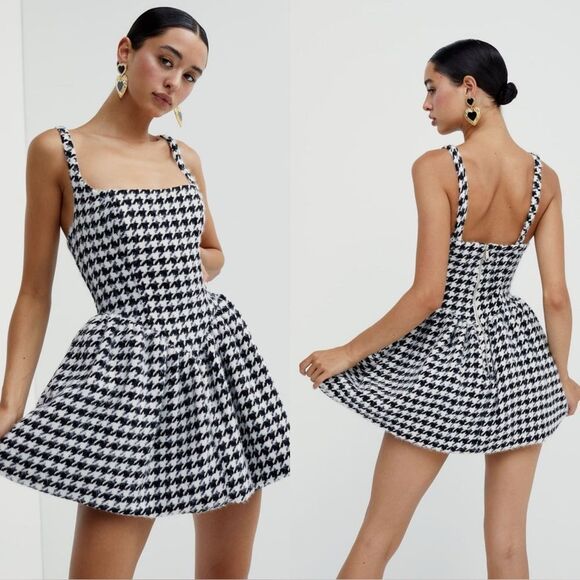 For Love And Lemons Dresses & Skirts - For Love and Lemons Bonnie Houndstooth Mini Black White Dress Size XS
